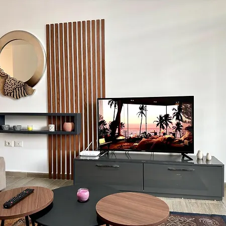 Kika Complex 2 Comfort Oasis Appartamento Tirana