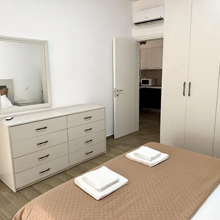 Apartamento Kika Complex 2 Comfort Oasis Tirana