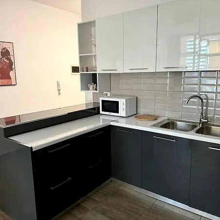Kika Complex 2 Comfort Oasis Apartamento Tirana