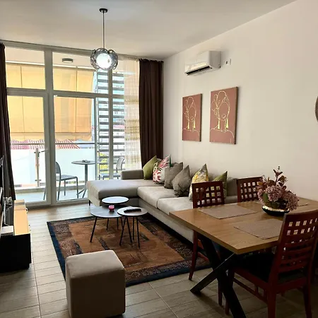 Kika Complex 2 Comfort Oasis Apartment *